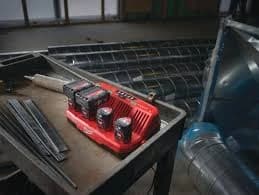 Akkumulyator batareyası Milwaukee M12C4 Lİ (4932430554)